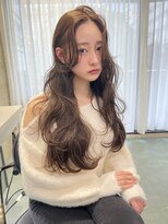 リリー(Lilley)&nbsp;くすみベージュ×姫カットレイヤー×韓国風巻き【ayana】