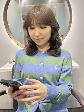 ワルム(warme) オリーブベージュ