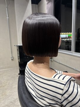 リタ(RITA) 切りっぱなしボブ