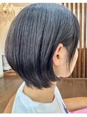 丸みくびれ耳かけショート