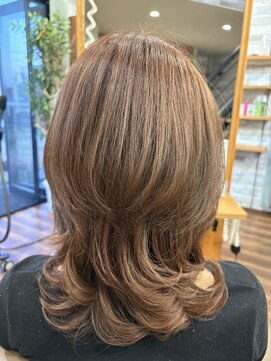 ウルフヘアカット