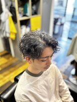 バーバーブロス(BAR BER bro's)&nbsp;波巻きツイストスパイラルパーマ/浦安/刈り上げセンターパート