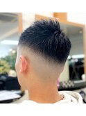 ミリ単位で拘る骨格補正技術★メンズフェードカット