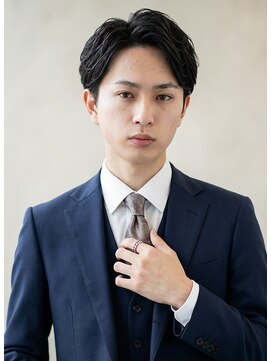 ヨシザワインク プレミアム 横浜 桜木町店(YOSHIZAWA Inc. PREMIUM) ニュアンスナチュラルパーマ爽やかセンターパート清潔感ビジカジ