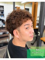 エフプロモーションフローラ(FLORA)&nbsp;強めカール×刈り上げメンズパーマ