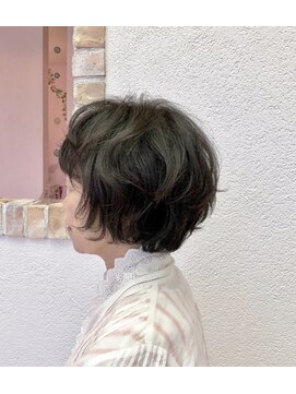 ドゥ スタイル 三国ヶ丘店(Duex Style) マダムスタイル【新色アドミオカラー】白髪染め×ゆるふわパーマ