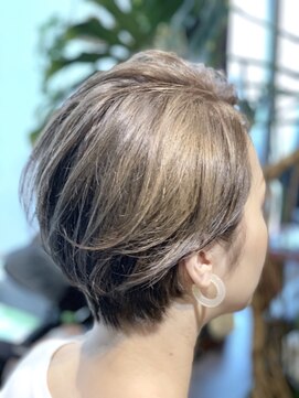 1+ アンプリュス(Unplus) こなれ大人ボブ