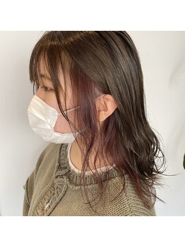 ザ ラボ アングゥ(The Labo ungu) インナーカラー×ピンクベージュ