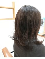 マレア(Marea)&nbsp;外ハネ×スモーキーアッシュ