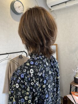 ヌーク(nuuk) ミディアムウルフヘア