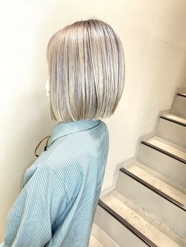 シェアサロンシエナ(share salon SCENA) ホワイトカラー