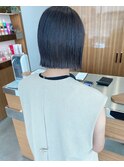 切りっぱなしボブ〇