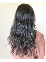 アンブル ヘアデザインアンドヒーリング 古正寺店(Amble hair design&hialing) くせ毛を活かしたロングスタイル