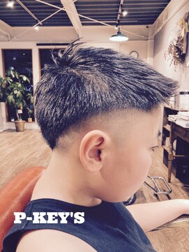 ピーキーズ(P-KEY S) ★Jr.fade
