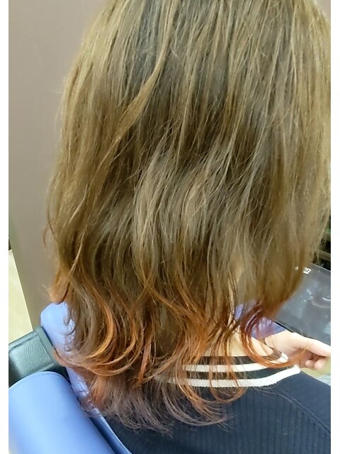 【オレンジ×紫】ハロウィンカラー毛先デザインくびれヘア