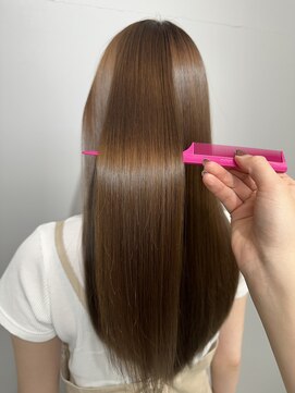 ヘアーアンドビューティーザ エフ(Hair Beauty the F) ＊艶髪_髪質改善トリートメント_ナチュラルブラウン_m69