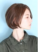 40代50代小顔黒髪ネビージュボブルフワンレン前髪なしショート