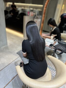 リール 銀座(R'EEL) 似合わせカット髪質改善縮毛矯正