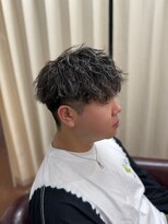 ヘアーメイク クーラ 行橋店(Hair make CURA)&nbsp;波ウェーブ、グレーハイライト