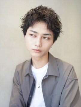 ニコ トウキョウ ロジック(nico TOKYO Logic) 黒髪スパイキーショートアップバンクスーツ社会人20代30代