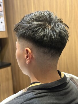 ヒロギンザ 新橋銀座口店(HIRO GINZA) ミドルスキンフェード