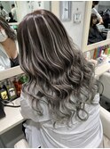 『LAPIS池袋』ダークグレージュハイライト