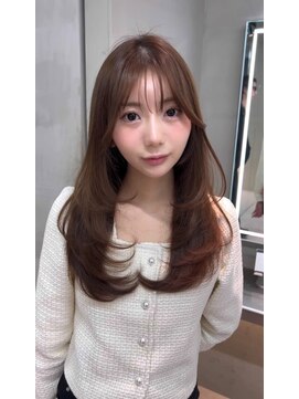 ロンドルピナス 小倉(Lond Lupinus) ミディアムレイヤーカット/似合わせカット/大人ガーリー/20代