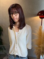 クプラ(Qpula) ミディアムレイヤーカット+フェイスレイヤー+ボルドーブラウン