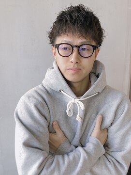 フランクスバーバーリザーブ 人形町店(FRANK’S BARBER RESERVE) サイドグラデーションソフトツイストピンパーマ y