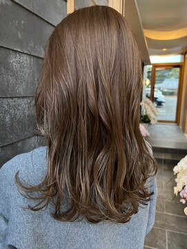 ニコル マスミダ(NICORU) ブラウンベージュ/レイヤーカット/透明感カラー