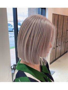 アースコアフュールボーテ 龍ヶ崎店(EARTH coiffure beaute) ミルクティーベージュ