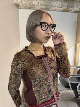 コードプラスリム(CODE+LIM) ボブ/ハイトーンボブ/レイヤー／カット