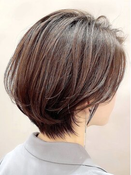 ビュートリアム 梅田(BEAUTRIUM) ショートカット/ショートボブ/大人ショート/大阪/梅田/茶屋町