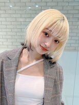 トルネード(TORNADO) 大人ミニボブフェイスレイヤー前髪ありハイトーン丸顔K20250418