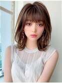 後れ毛が可愛い顔周りレイヤー/ナチュラルアッシュ/顔周り