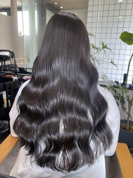 エミュー(Emu) 暗めのグレージュ☆