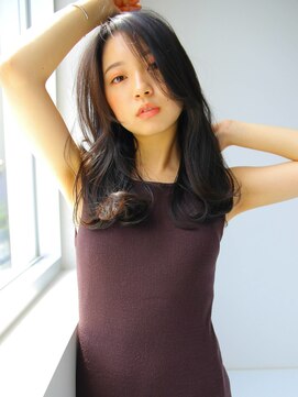 ソヨン 蕨店(SOYON) たっぷりカールな女神ロング