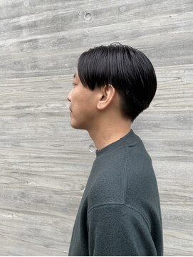 コモレビ(COMOREVI) ツヤ感大人マッシュ