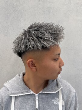 ルースト 西院店(ROOST) MEN’S HAIR/パイルツイスト/ホワイトハイライト