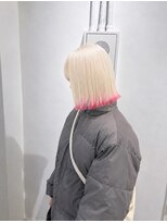 ミュー(Mu) ホワイトブロンド ベイビーピンク 裾カラー