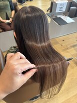 ロッカ(ROCCA)&nbsp;大人の髪悩みを解決するネオメテオストレート