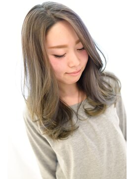 リタ(Lita) Licca　ミントアッシュ×ハイライトグレージュ