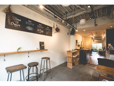 スローカフェプラスハチロクサンキュー (slowcafe + hair salon 8639)