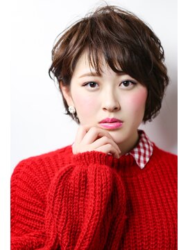 イソラブル(ISOLA-blu) 【可愛い大人スタイル】クリアベージュ×大人ショート