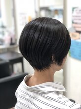 ウエニアフェクト(UE2 AFECTO)&nbsp;大人女子　ショートボブ