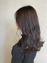 リジー(Litzy)&nbsp;“暗くても光に透けるカラー“【椎葉】