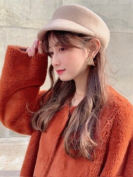 アイユー(ii+U) クリームベージュ　ニュアンスカラー　サイドバング　髪質改善