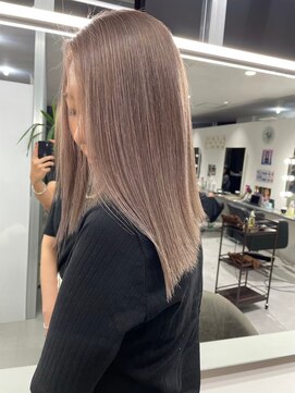 キング 梅田(K!ng) 【梅田】ミルクティーベージュダブルカラーケアブリーチ髪質改善