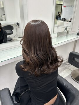 シー 池袋(SHE) ブラウン