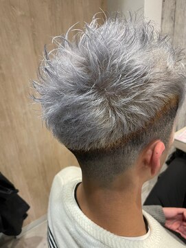 エヌアンドエー せんげん台店(N&A) フェードカット×ハイトーン ツーブロック/ソフトモヒカン